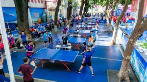 东契奇独砍42分无奈落败，詹姆斯全力以赴仍难敌国王旧将爆发